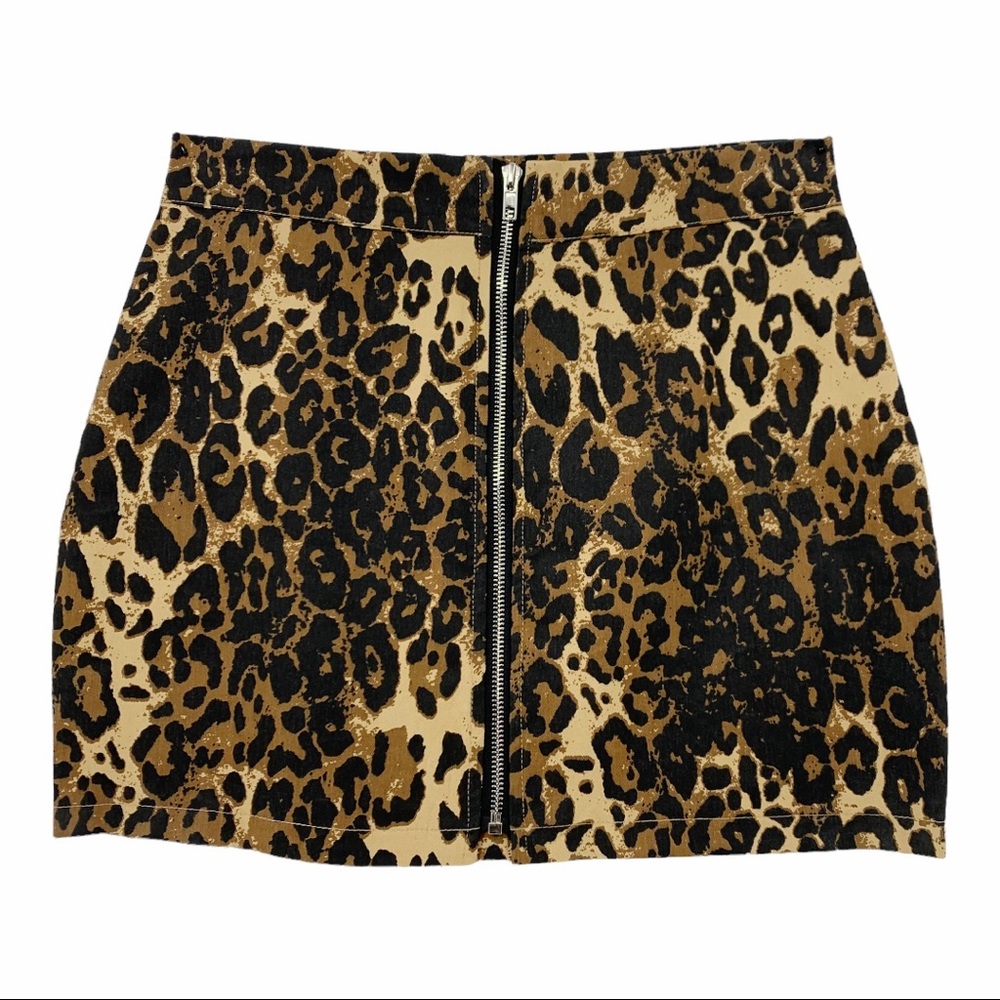 Leopard Print Mini Skirt with Front Zip